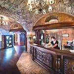 Hotel Klosterbraeu 5*