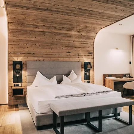 Klosterbraeu Hotel 5*
