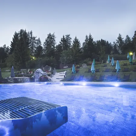 מלון Klosterbraeu 5*