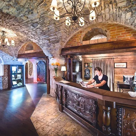 Отель Klosterbraeu 5*